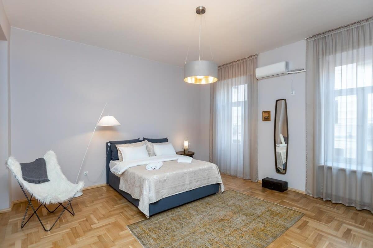 Stylish 2Br Apt In The Heart Of Old 第比利斯 外观 照片